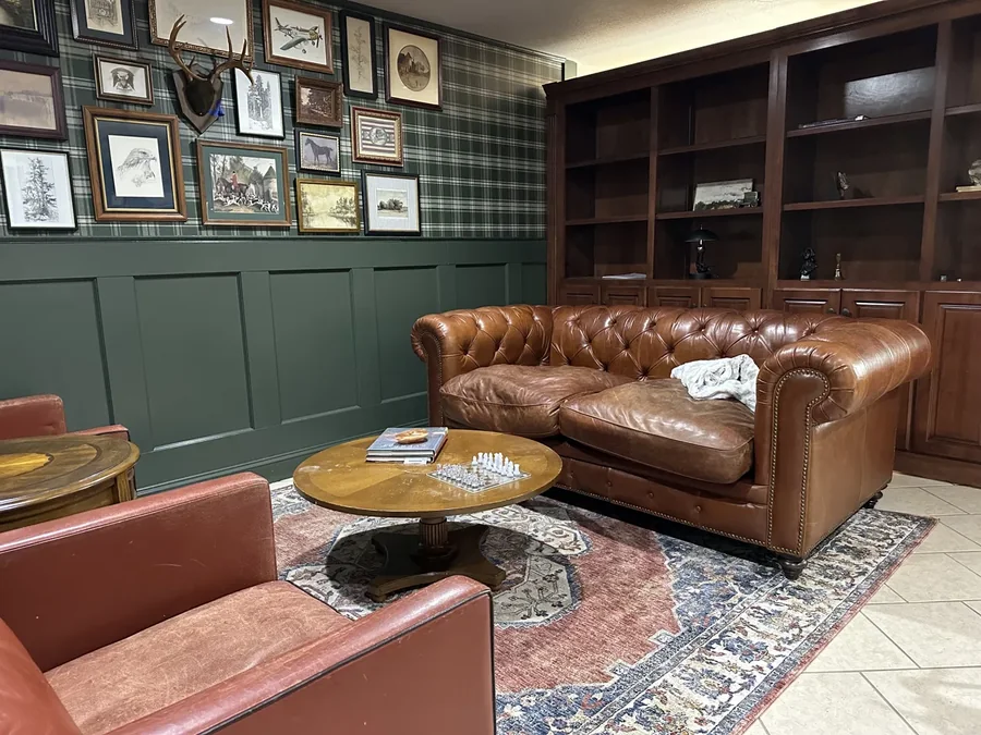 Angled view of the Local Giants room